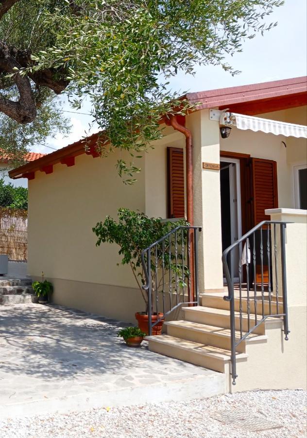Case Vacanze La Quercia Marina di Camerota Esterno foto